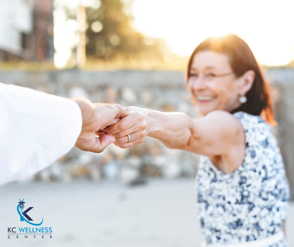 Don’t Sweat Summer Hot Flashes: Managing Your Menopause Symptoms
